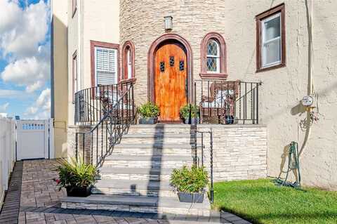 2004 Bay Boulevard, Atlantic Beach, NY 11509