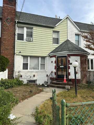 113-21 204th Street, Saint Albans, NY 11412