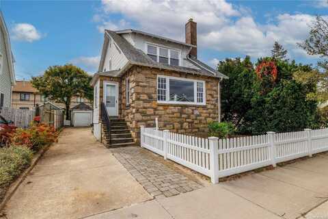 636 E Penn Street, Long Beach, NY 11561