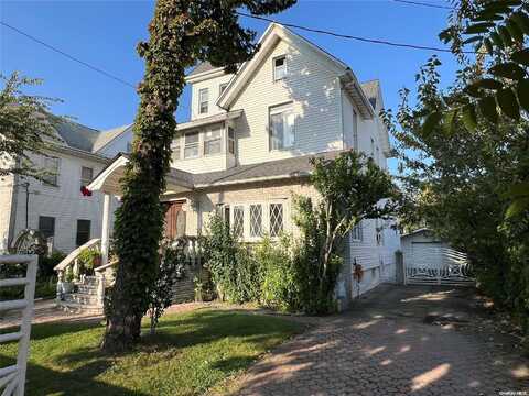 89-27 120 Street, Richmond Hill, NY 11418