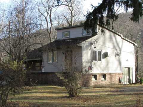 140 Orrs Mills Road, Salisbury Mills, NY 12577