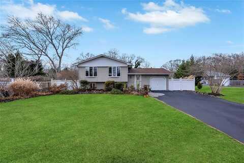 28 Public Road, Hauppauge, NY 11788