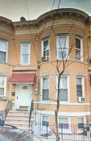 75-16 62 Street, Glendale, NY 11385
