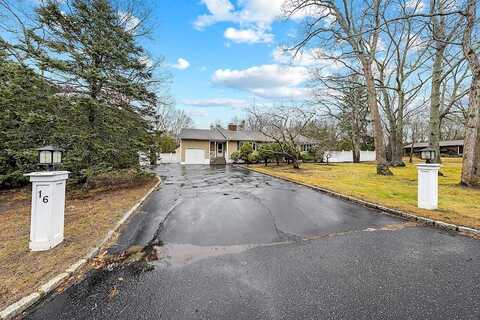 16 SQUIRES Avenue, East Quogue, NY 11942