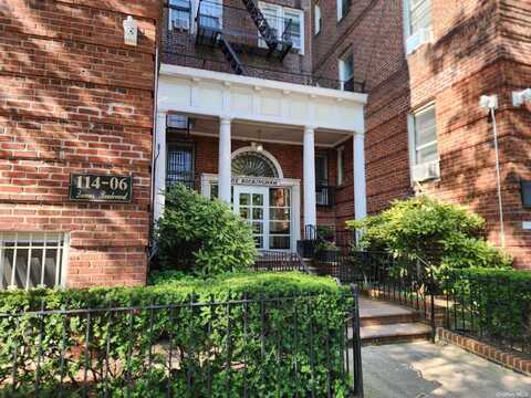 114-06 Queens Blvd, Forest Hills, NY 11375