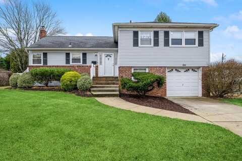 69 Richard Place, Massapequa Park, NY 11762