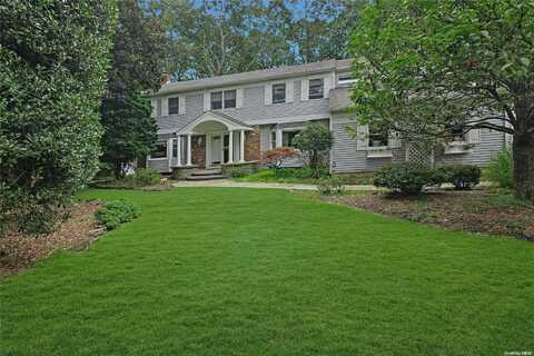 10 Enchanted Woods, Miller Place, NY 11764