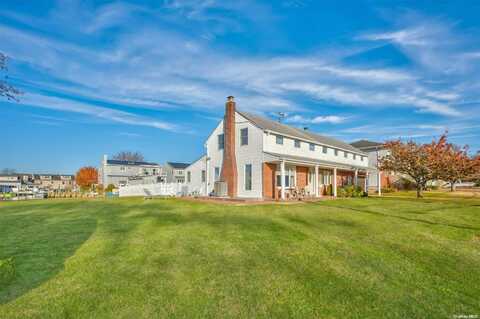 1 Jetmore Place, Massapequa, NY 11758
