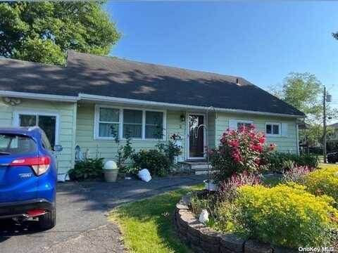 2 Fir, Brentwood, NY 11717