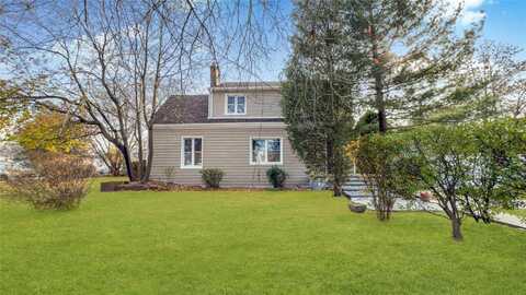 101 Whitehouse, Roosevelt, NY 11575