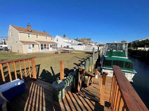 57 W 3rd Street, Freeport, NY 11520
