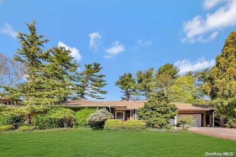 11 Hedgerow Lane, Jericho, NY 11753