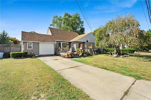 1460 Peters Boulevard, Bay Shore, NY 11706