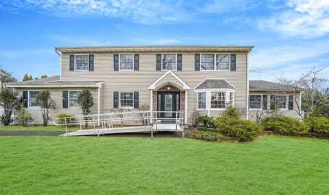 3 Robert Drive, Centereach, NY 11720