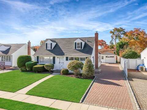 738 Buchanan Road, East Meadow, NY 11554