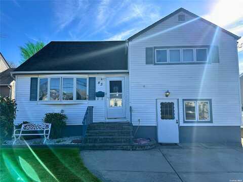 43 Jefferson Street, Freeport, NY 11520