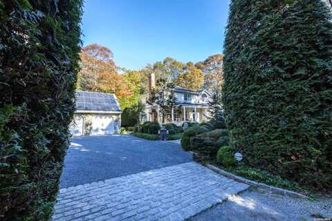 7 Spring Close Lane, East Hampton, NY 11937