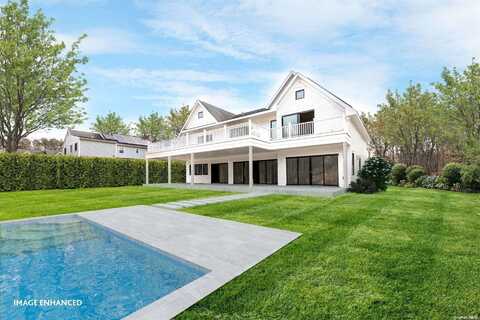 12 Central Avenue, East Hampton, NY 11937