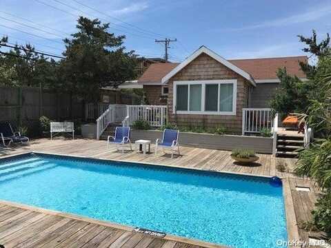 99 Greene Walk, Cherry Grove, NY 11782