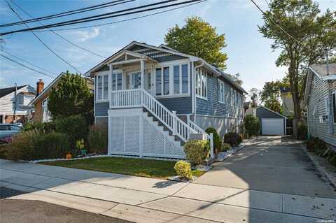 60 East Boulevard, East Rockaway, NY 11518