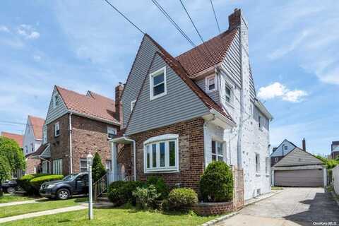 131-77 228th, Springfield Gardens, NY 11413