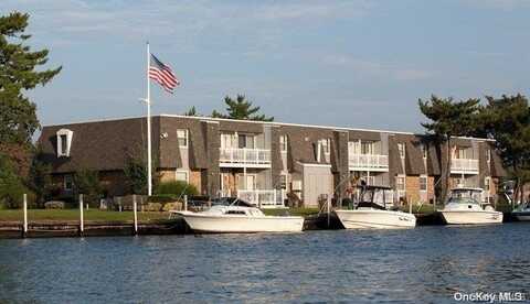 undefined, Patchogue, NY 11772