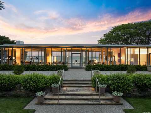 5722 Clay Point Road, Fishers Island, NY 06390