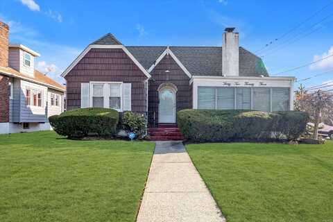 3223 Lawrence Avenue, Oceanside, NY 11572