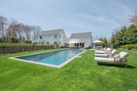 325 Tuckahoe Road, Southampton, NY 11968