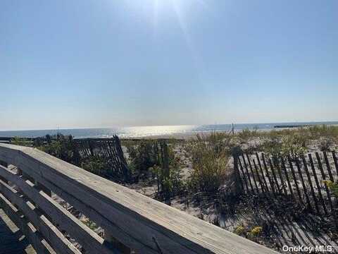 985 Oceanfront Street, Long Beach, NY 11561