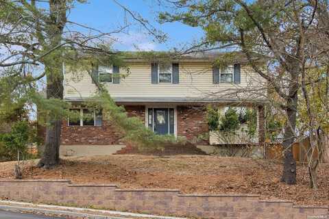 1 Squire Lane, Kings Park, NY 11754
