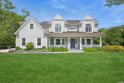 71 Birchwood Lane, Bridgehampton, NY 11932