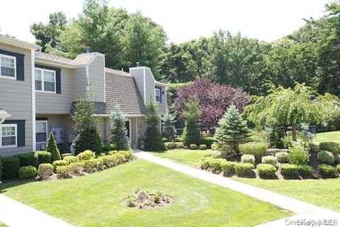 354 Lake Pointe Drive, Middle Island, NY 11953