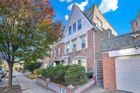 97-18 72nd Road, Forest Hills, NY 11375