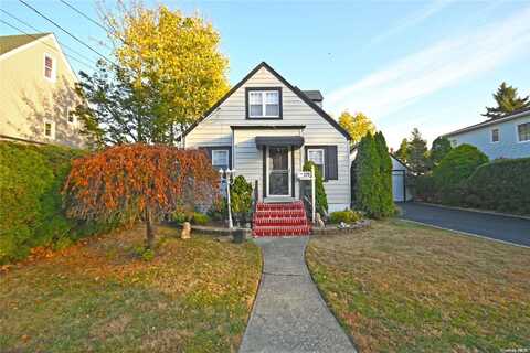 109 Hillsboro Avenue, Elmont, NY 11003