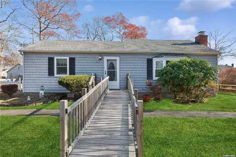 215 Dahlia Drive, Mastic Beach, NY 11951