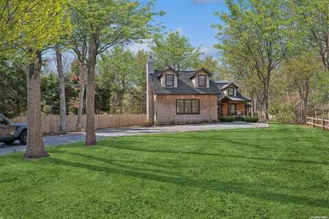 15 Sycamore Drive, East Hampton, NY 11937