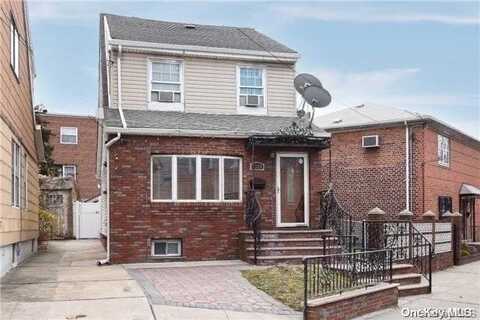 71-26 58th Avenue, Maspeth, NY 11378