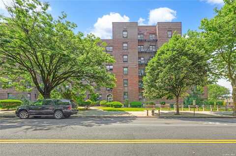 25-18 Union Street, Flushing, NY 11354