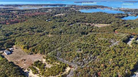 1240 Majors Path, Southampton, NY 11968