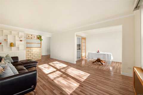 140-15 Holly Avenue, Flushing, NY 11355