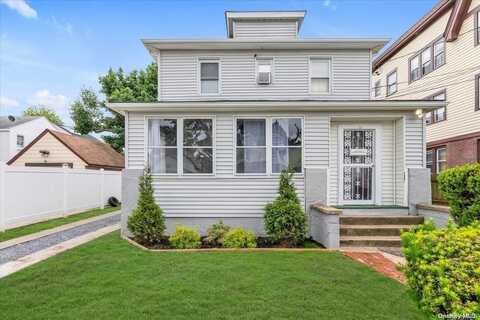 30 Burr Avenue, Hempstead, NY 11550