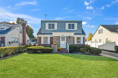 60 Morris Parkway, Valley Stream, NY 11580