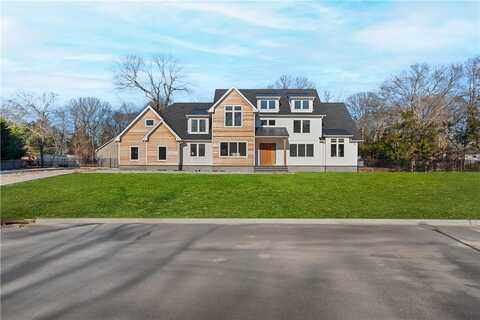 1 Sheep Pasture Lane, East Islip, NY 11730