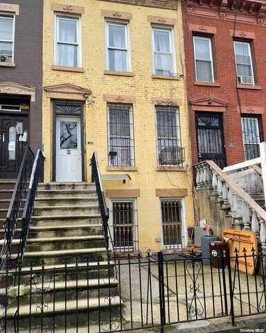 1132 Herkimer Street, Brooklyn, NY 11233