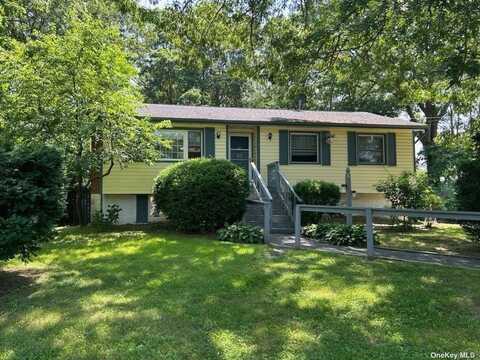 6 Yale Street, Port Jefferson Station, NY 11776