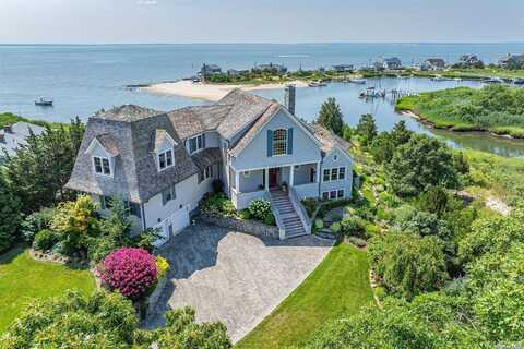 960 Willis Creek Drive, Mattituck, NY 11952