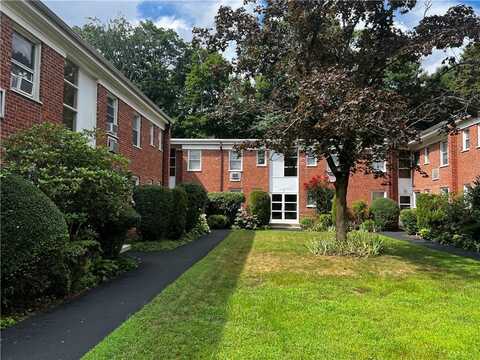 18 Wildwood Road, Hartsdale, NY 10530