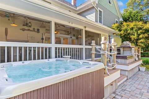 105 Ole Jule Lane, Mattituck, NY 11952