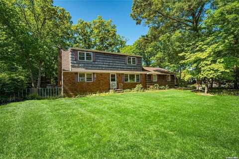 9 Cedar Street, Commack, NY 11725